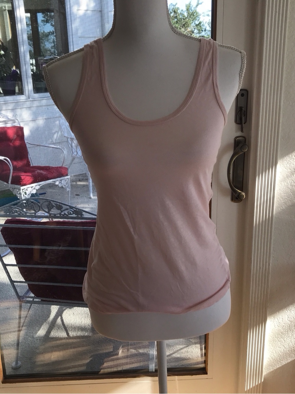 Everyday Scoop Neck Tank Top — Light Pink